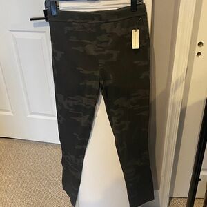 Sanctuary Camouflage Print leggings